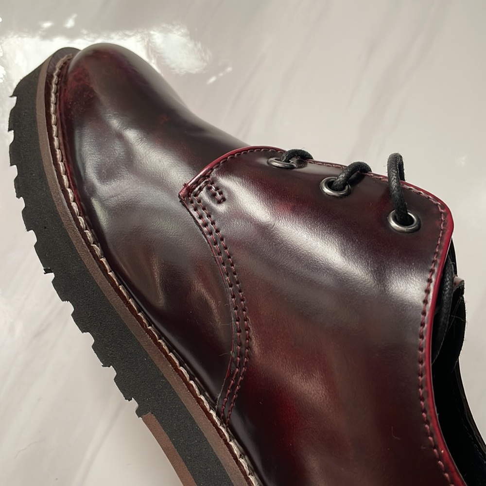 NEW • Leather Lace Up Flat Shoes - Picture 6 of 9